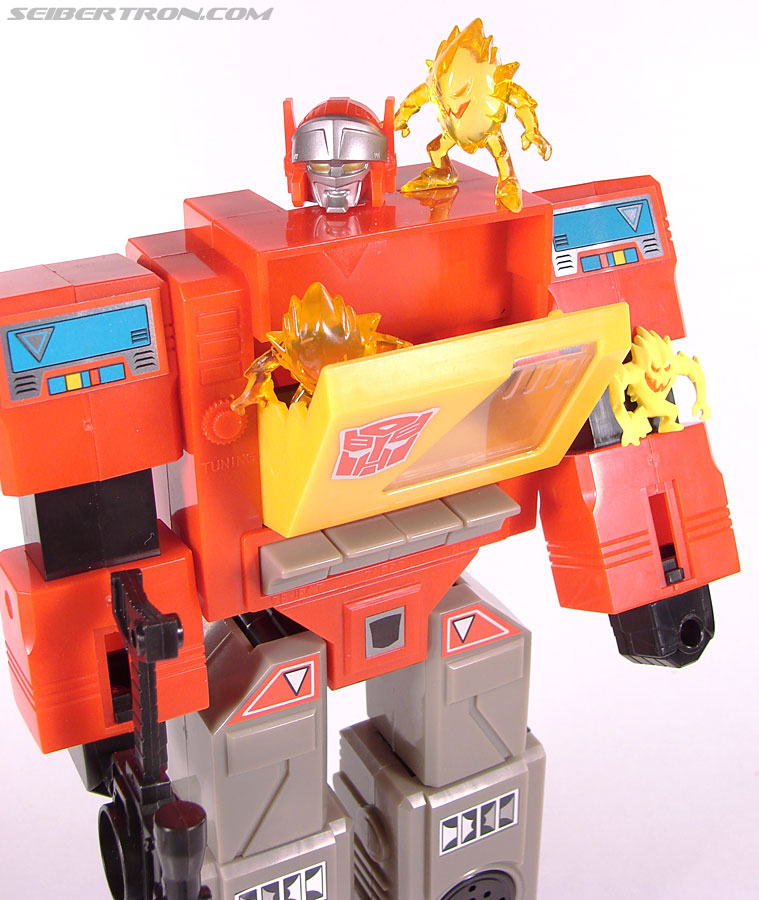 Transformers Collection Blaster (Broadcast)  (Reissue) (Image #130 of 137)