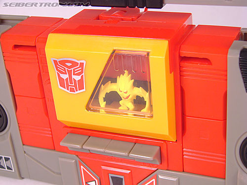 Transformers Collection Blaster (Broadcast)  (Reissue) (Image #69 of 137)