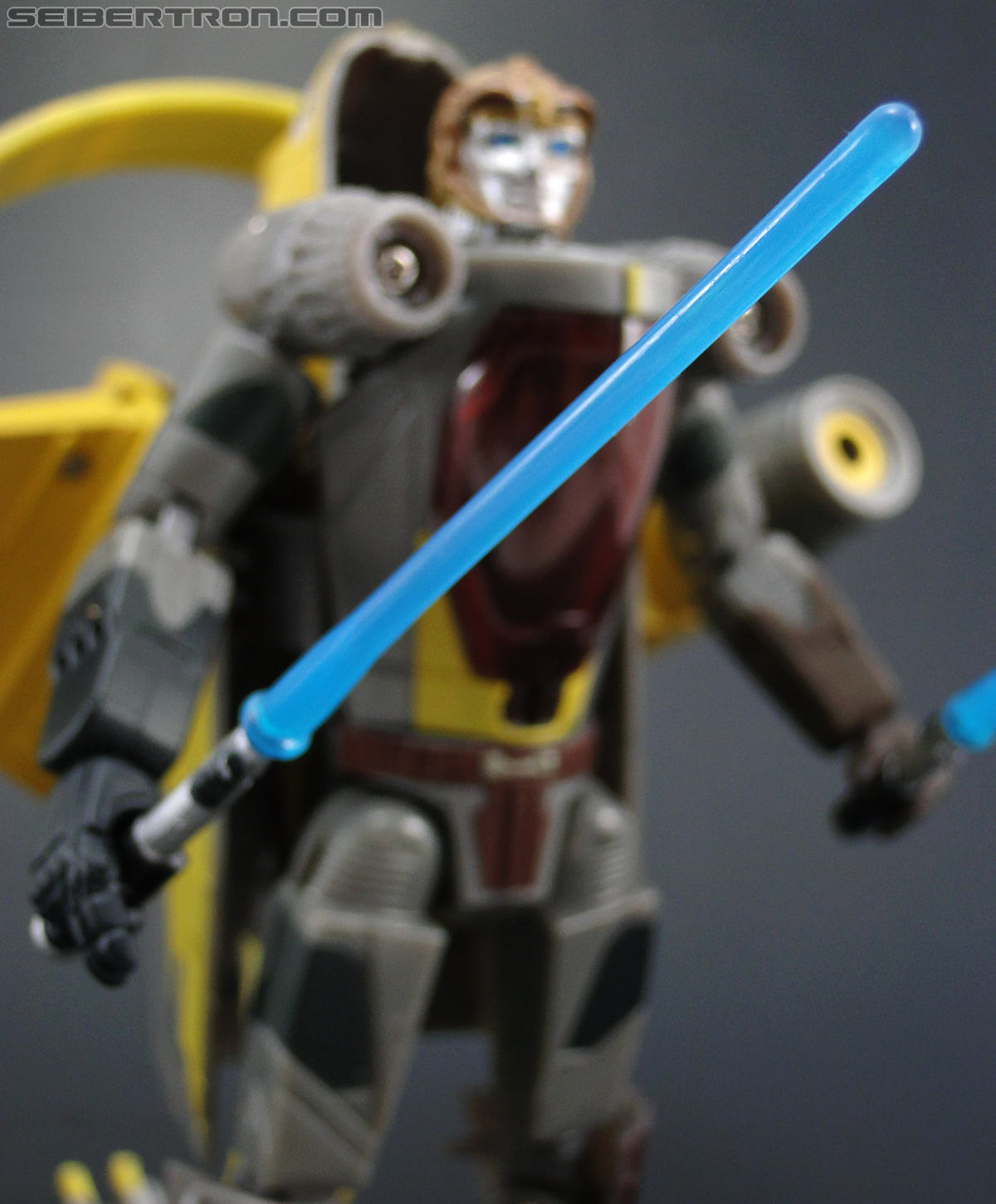 Star Wars Transformers Anakin Skywalker (Jedi Starfighter with Hyperspace Docking Ring) (Image #100 of 131)