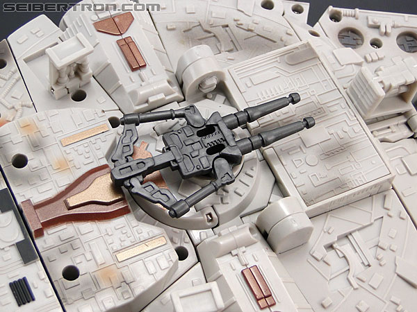 Star Wars Transformers Chewbacca (Millenium Falcon) (Image #28 of 126)