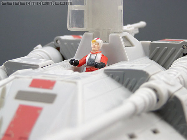 Star Wars Transformers Luke Skywalker (Snowspeeder) Toy Gallery (Image ...