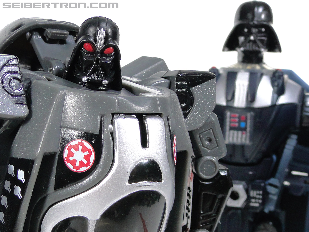Star Wars Transformers Darth Vader (Sith Starfighter) (Image #126 of 138)