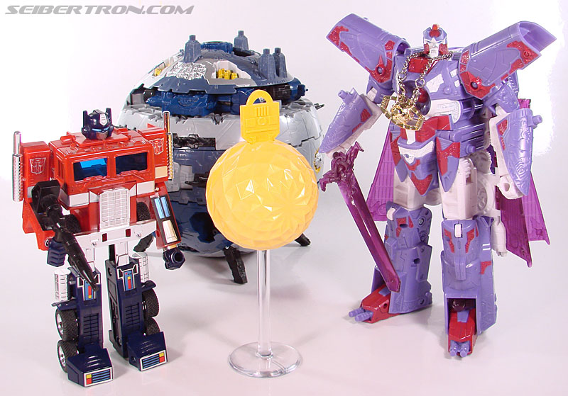Transformers Convention &amp; Club Exclusives Alpha Trion (Image #160 of 196)