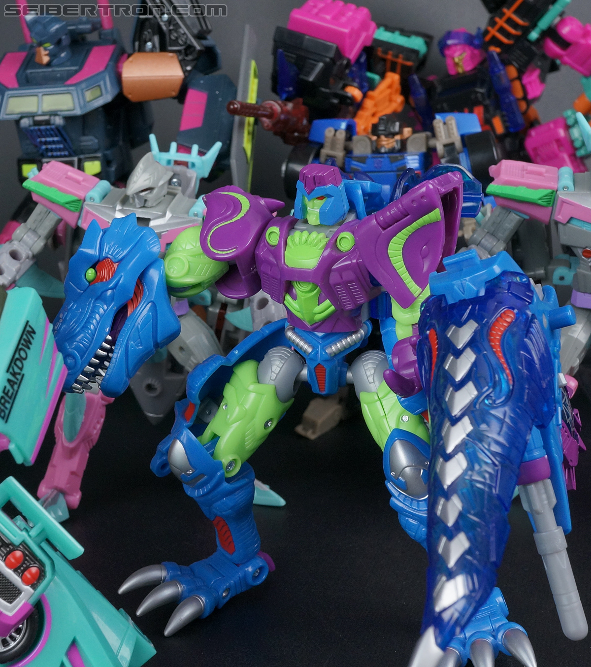 Transformers Convention &amp; Club Exclusives Cindersaur (Image #165 of 165)