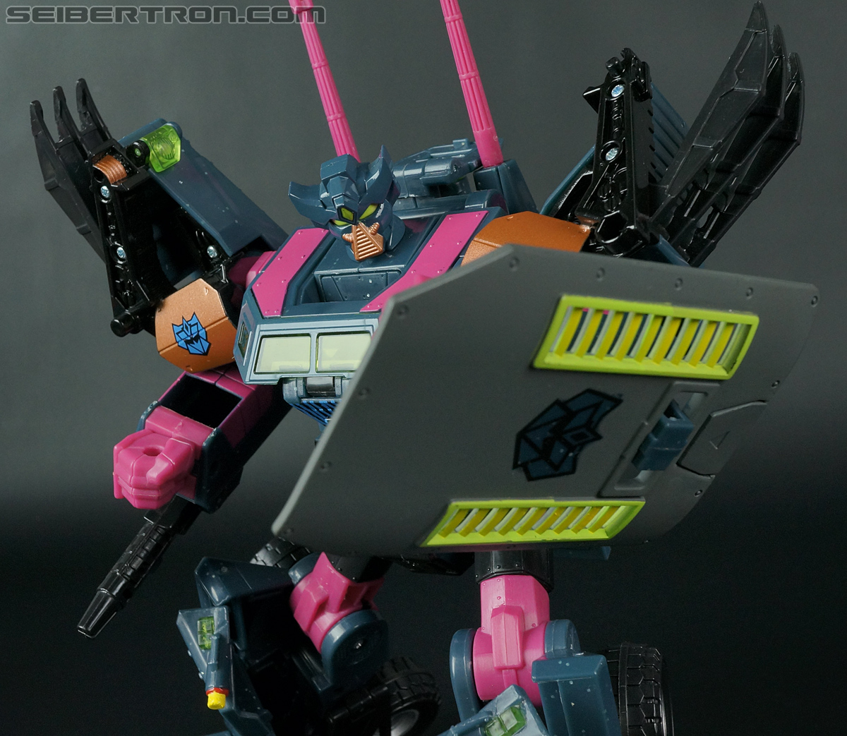 Transformers Convention &amp; Club Exclusives Clench (Image #158 of 224)