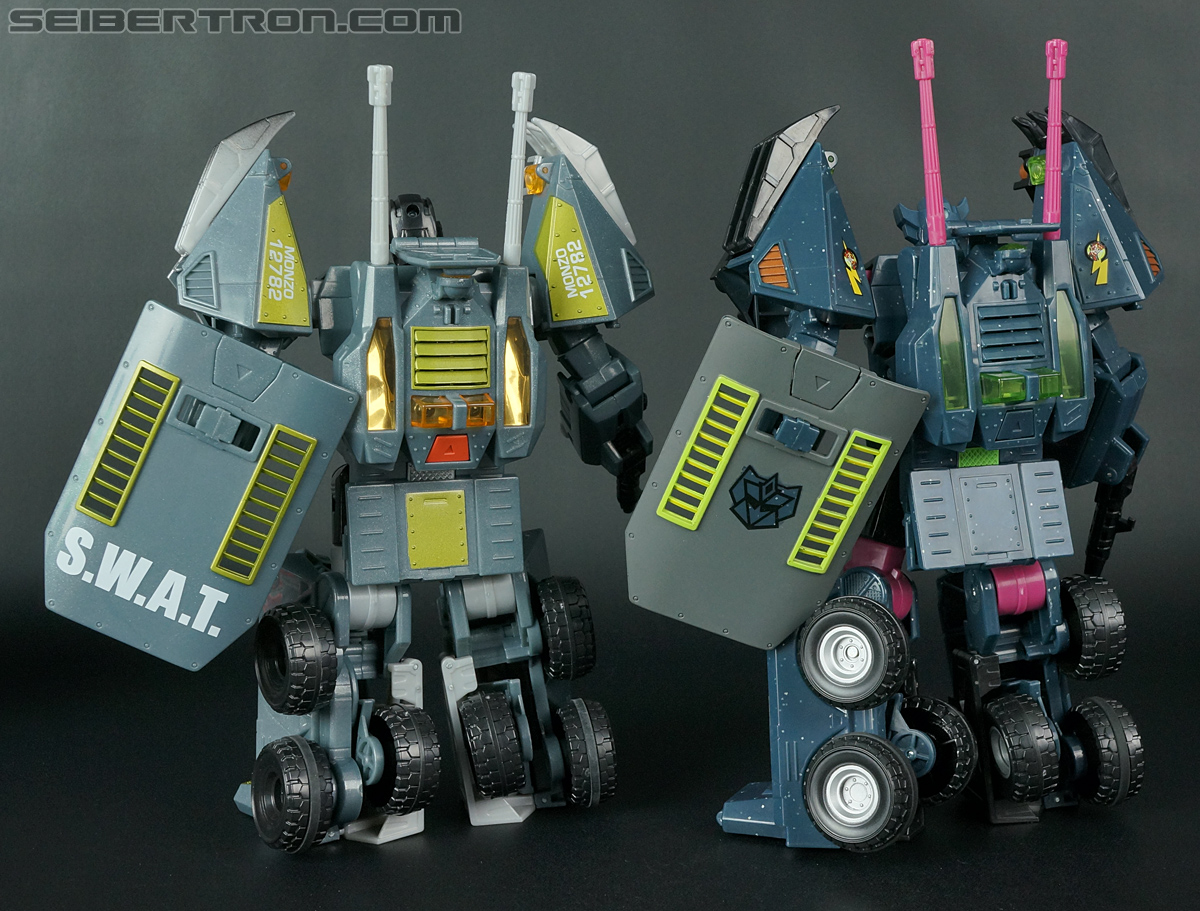 Transformers Convention &amp; Club Exclusives Clench (Image #188 of 224)