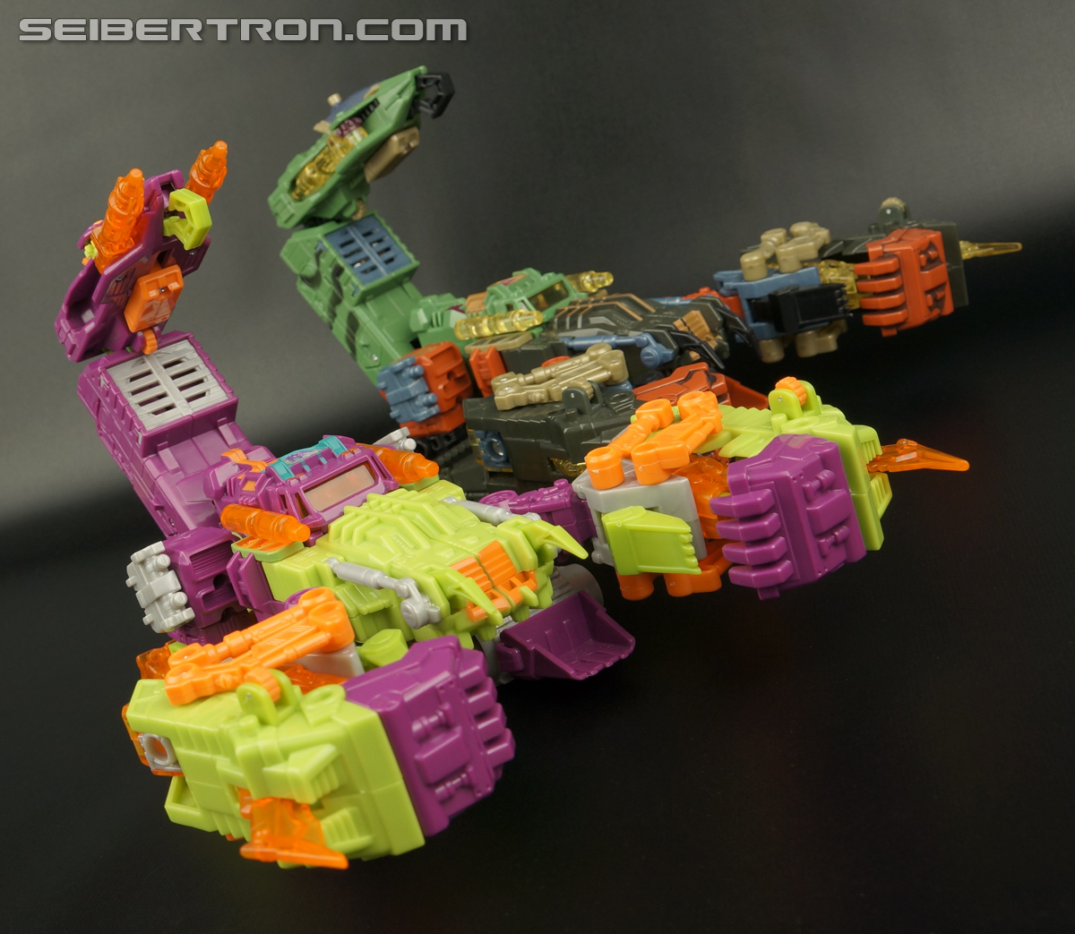 Transformers Convention &amp; Club Exclusives Pirate Scorponok (Image #69 of 303)
