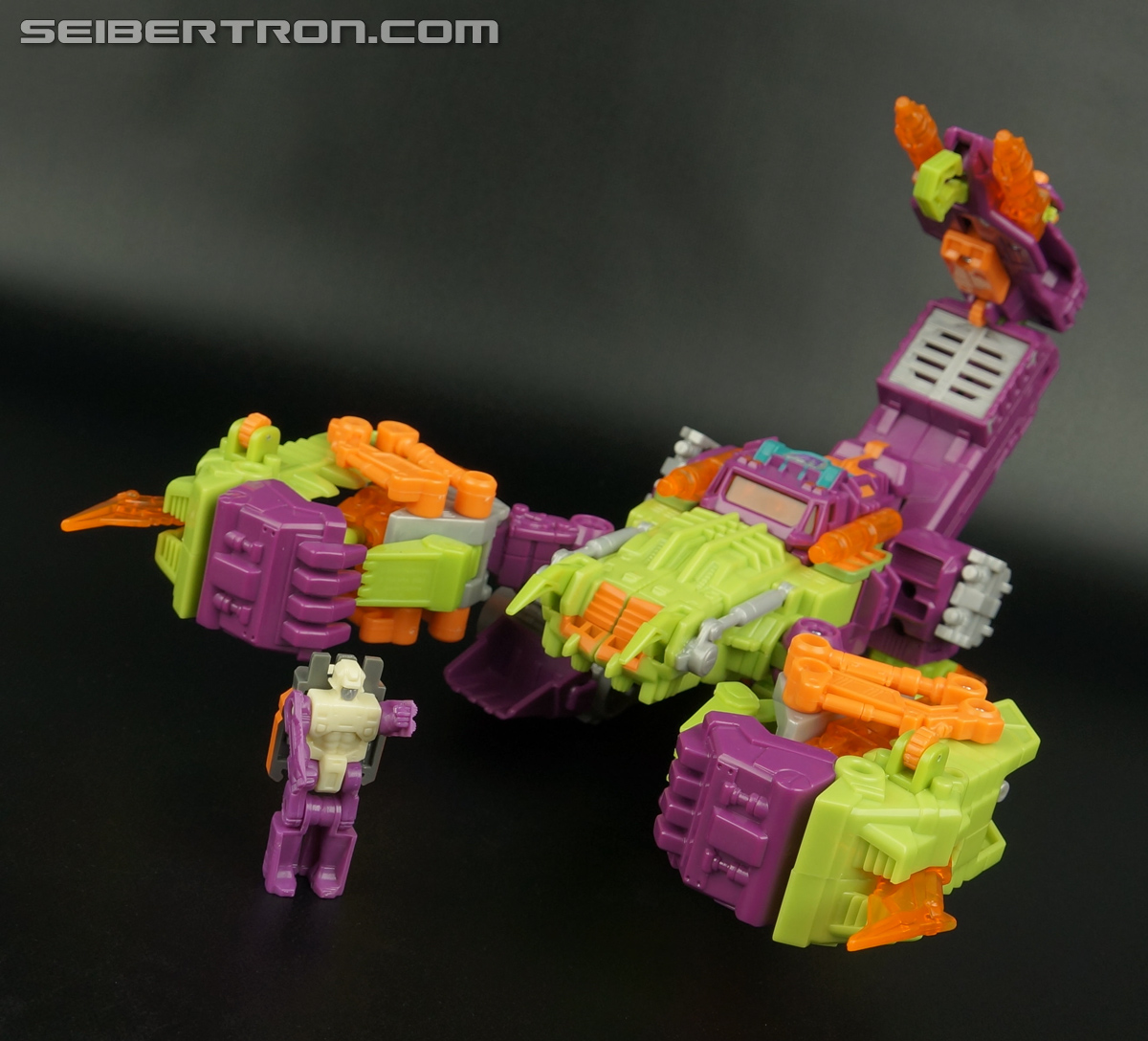 Transformers Convention &amp; Club Exclusives Pirate Scorponok (Image #76 of 303)