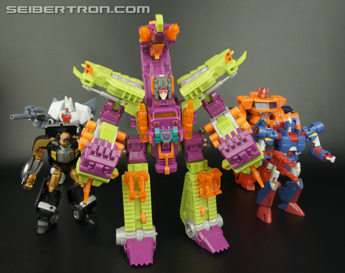 Transformers Convention &amp; Club Exclusives Pirate Scorponok (Image #298 of 303)