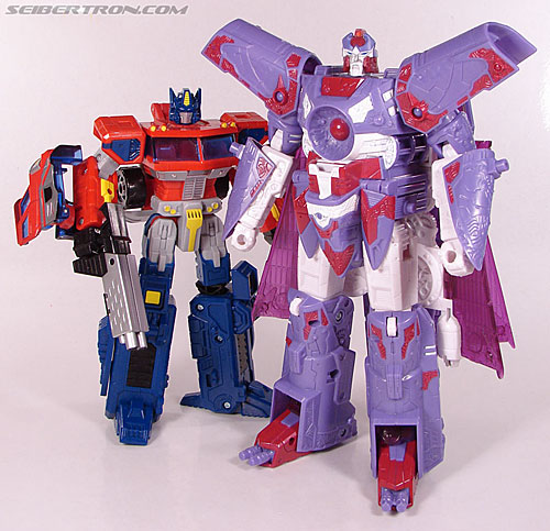 Transformers Convention & Club Exclusives Alpha Trion Toy Gallery ...