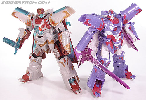 Transformers Convention &amp; Club Exclusives Alpha Trion (Image #181 of 196)