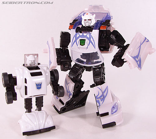 Transformers Convention &amp; Club Exclusives Bugbite (Image #91 of 109)