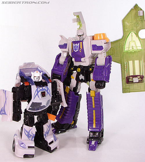 Transformers Convention &amp; Club Exclusives Bugbite (Image #102 of 109)