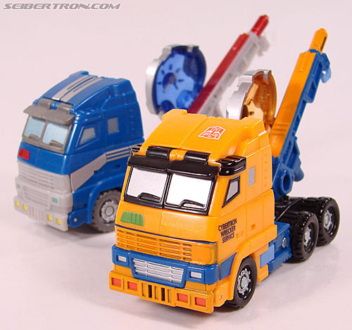 Transformers Convention &amp; Club Exclusives Huffer (Image #28 of 85)