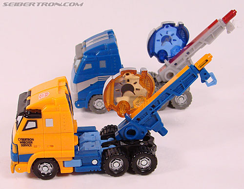 Transformers Convention &amp; Club Exclusives Huffer (Image #30 of 85)