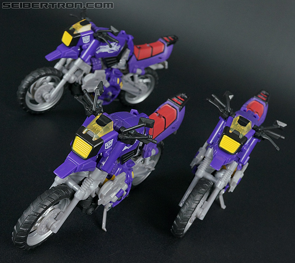 Transformers Convention &amp; Club Exclusives Scrap Iron (Shattered Glass) (Image #30 of 165)