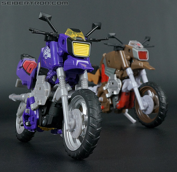 Transformers Convention &amp; Club Exclusives Scrap Iron (Shattered Glass) (Image #41 of 165)