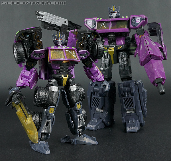 Transformers Convention &amp; Club Exclusives Optimus Prime (Shattered Glass) (Image #117 of 166)