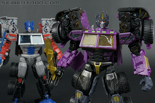 Transformers Convention &amp; Club Exclusives Optimus Prime (Shattered Glass) (Image #127 of 166)