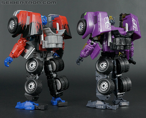 Transformers Convention &amp; Club Exclusives Optimus Prime (Shattered Glass) (Image #132 of 166)