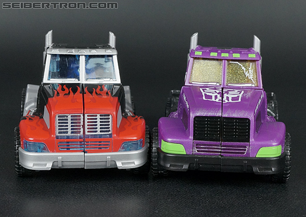 Transformers Convention &amp; Club Exclusives Optimus Prime (Shattered Glass) (Image #155 of 166)