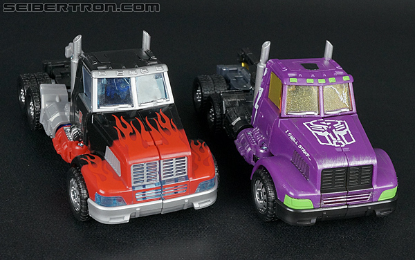 Transformers Convention &amp; Club Exclusives Optimus Prime (Shattered Glass) (Image #157 of 166)