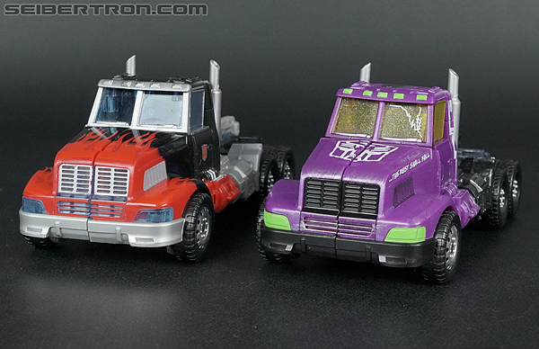 Transformers Convention &amp; Club Exclusives Optimus Prime (Shattered Glass) (Image #163 of 166)