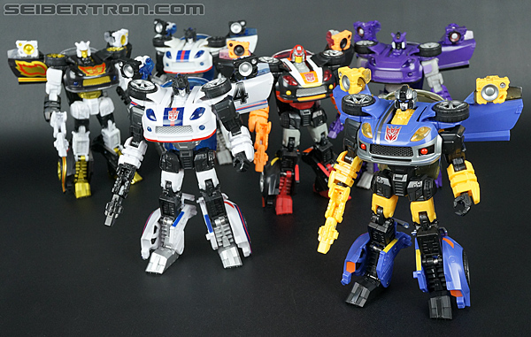 Transformers Convention &amp; Club Exclusives Treadshot (Shattered Glass) (Image #135 of 155)