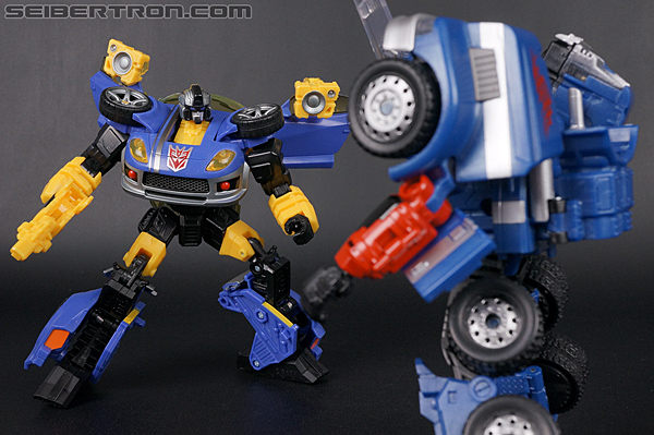 Transformers Convention &amp; Club Exclusives Treadshot (Shattered Glass) (Image #139 of 155)