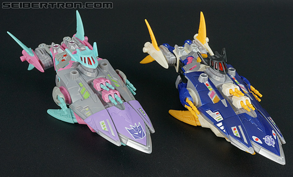 Transformers Convention &amp; Club Exclusives Sharkticon: Land Shark (Image #49 of 157)