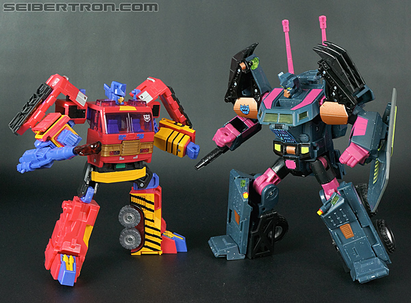 Transformers Convention &amp; Club Exclusives Spark (Image #195 of 219)