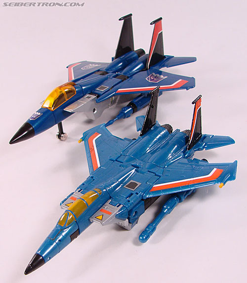 Transformers Convention &amp; Club Exclusives Thundercracker (Image #17 of 97)