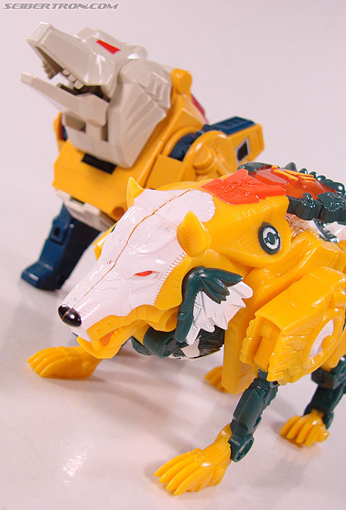 Transformers Convention &amp; Club Exclusives Weirdwolf (Image #40 of 125)