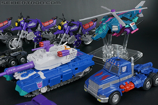 Transformers Convention &amp; Club Exclusives Wreck-Gar (Shattered Glass) (Image #54 of 176)
