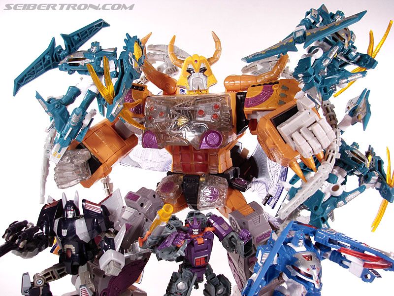 Transformers Convention &amp; Club Exclusives Scourge (Image #118 of 128)
