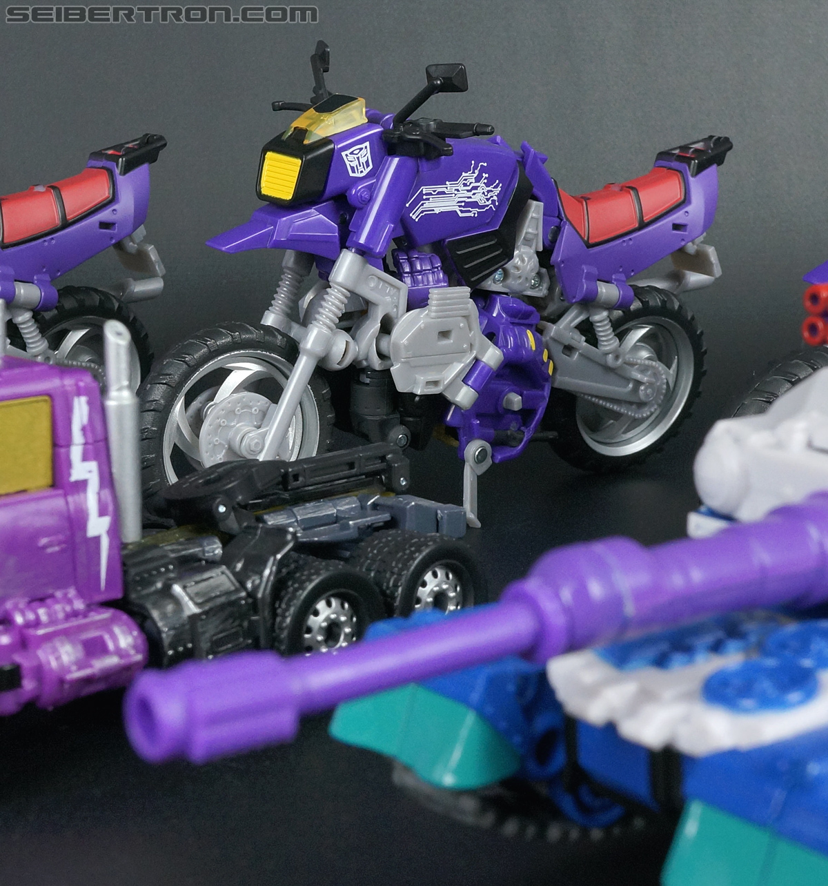 Transformers Convention &amp; Club Exclusives Scrap Iron (Shattered Glass) (Image #56 of 165)