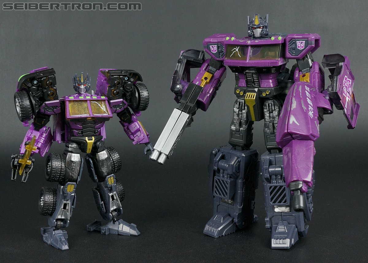 Transformers Convention &amp; Club Exclusives Optimus Prime (Shattered Glass) (Image #113 of 166)
