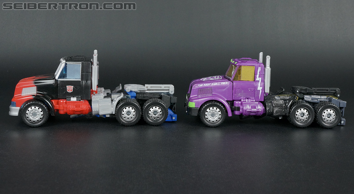 Transformers Convention &amp; Club Exclusives Optimus Prime (Shattered Glass) (Image #162 of 166)