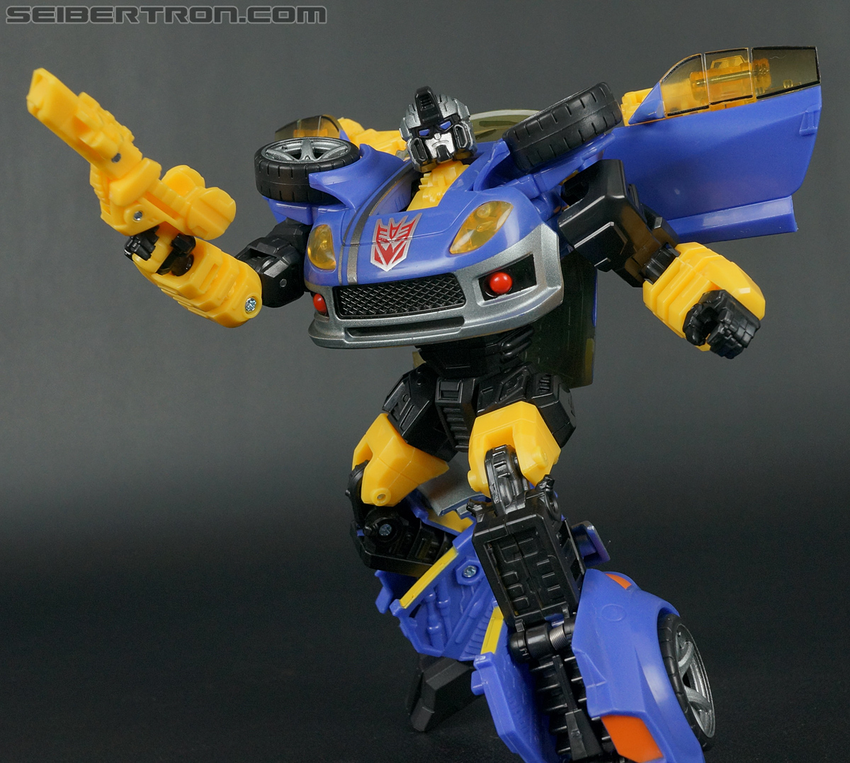 Transformers Convention &amp; Club Exclusives Treadshot (Shattered Glass) (Image #96 of 155)