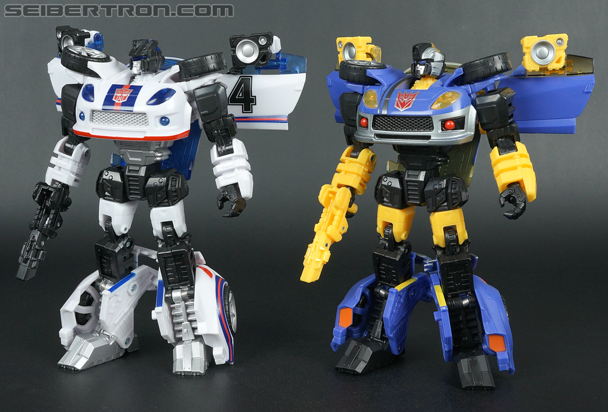 Transformers Convention &amp; Club Exclusives Treadshot (Shattered Glass) (Image #125 of 155)