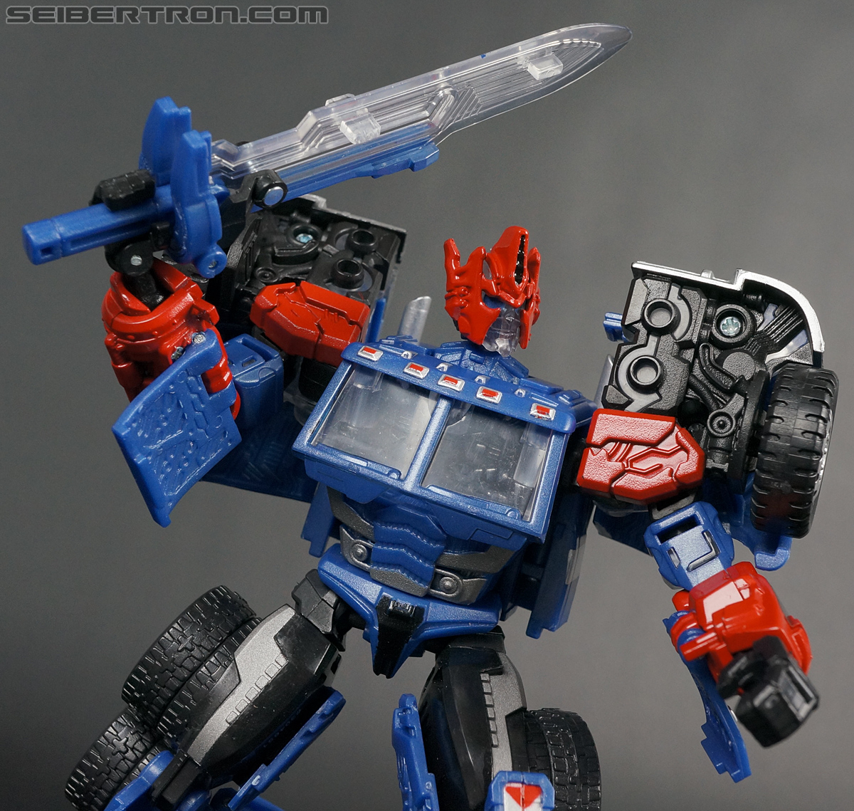 Transformers Convention &amp; Club Exclusives Ultra Magnus (Shattered Glass) (Image #98 of 142)