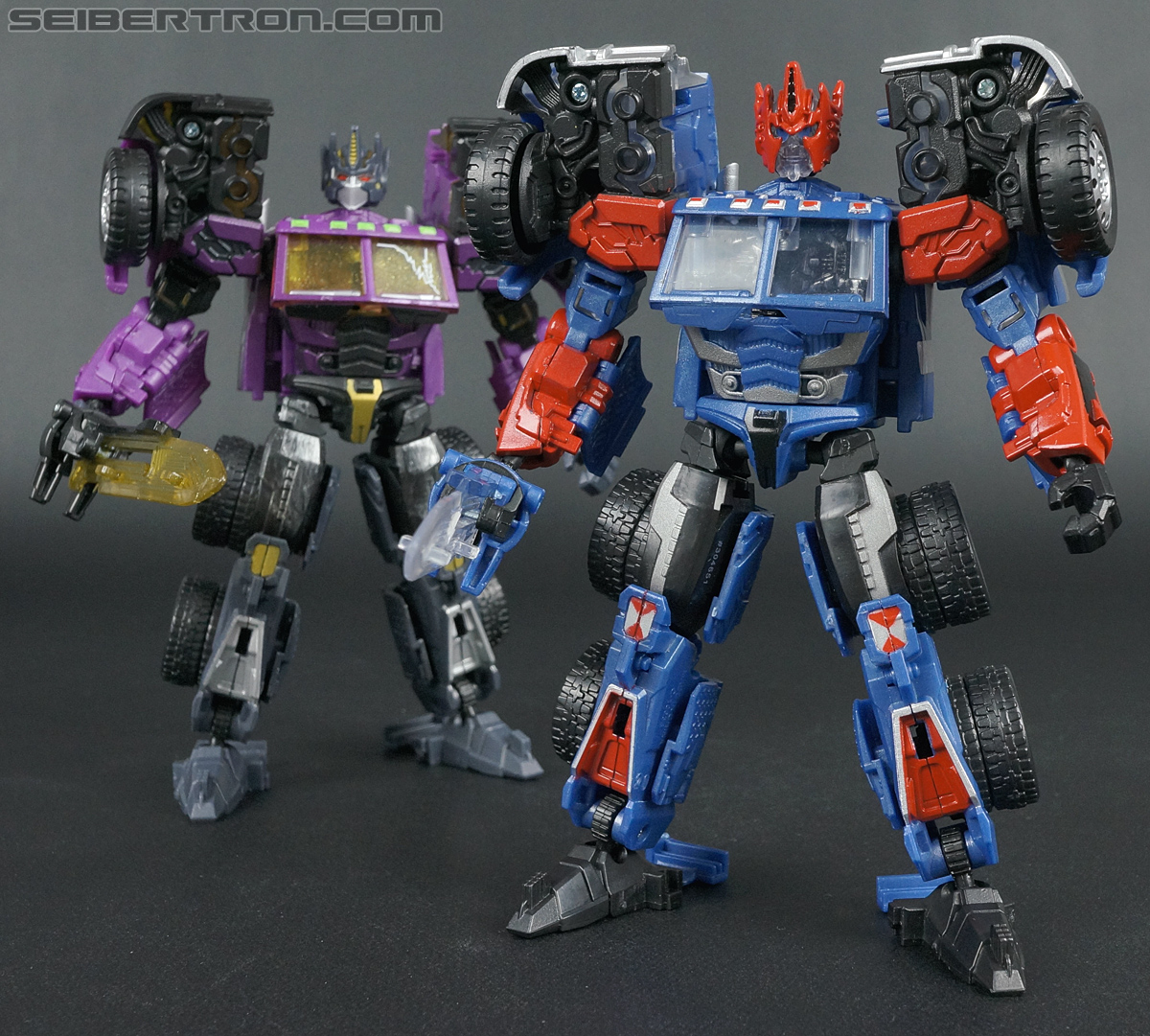 Transformers Convention &amp; Club Exclusives Ultra Magnus (Shattered Glass) (Image #110 of 142)