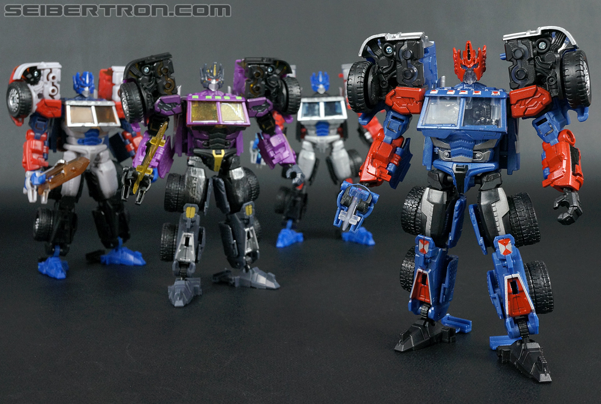 Transformers Convention &amp; Club Exclusives Ultra Magnus (Shattered Glass) (Image #118 of 142)