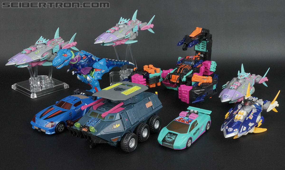 Transformers Convention &amp; Club Exclusives Sharkticon: Land Shark (Image #62 of 157)