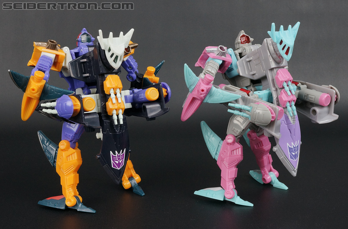 Transformers Convention &amp; Club Exclusives Sharkticon: Land Shark (Image #126 of 157)