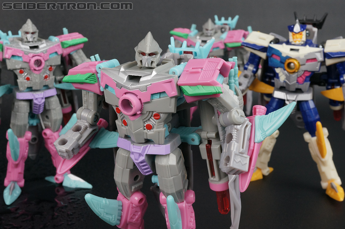 Transformers Convention &amp; Club Exclusives Sharkticon: Land Shark (Image #139 of 157)