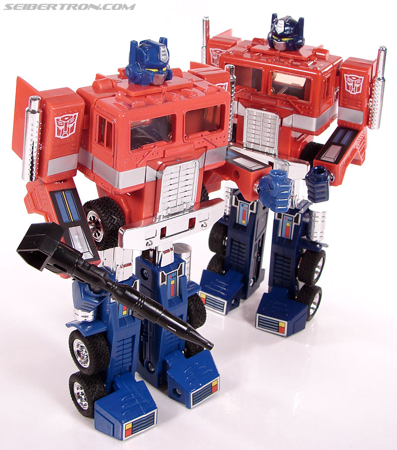 Transformers Classics Optimus Prime (25th Anniversary) (Image #246 of 267)