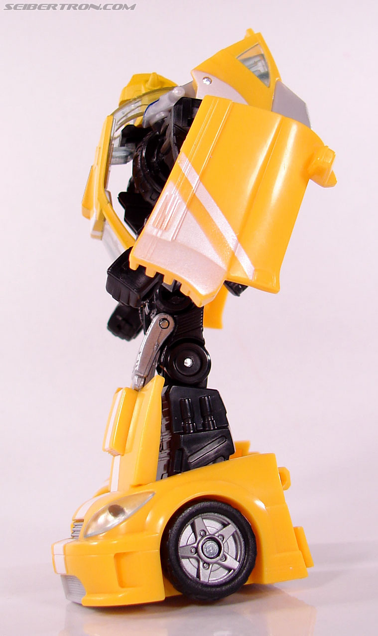 Transformers Classics Bumblebee (Bumble) (Image #45 of 93)