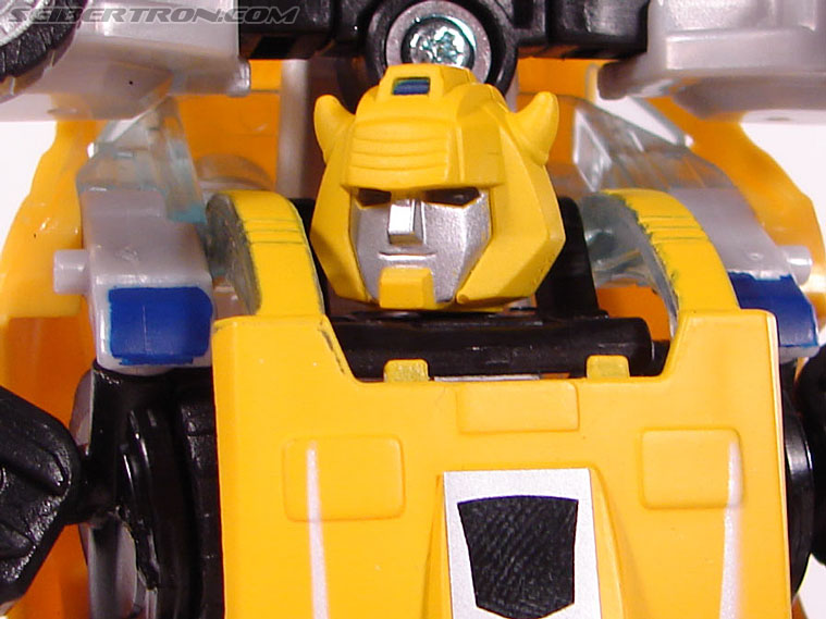 Transformers Classics Bumblebee (Bumble) (Image #67 of 93)