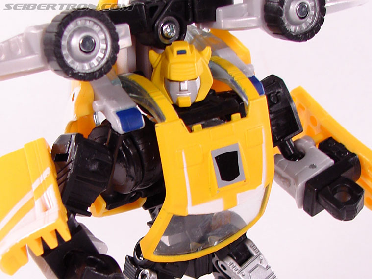 Transformers Classics Bumblebee (Bumble) (Image #70 of 93)